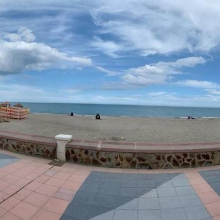 Apartamento Paseo De La Carihuela 托雷莫利诺斯 外观 照片